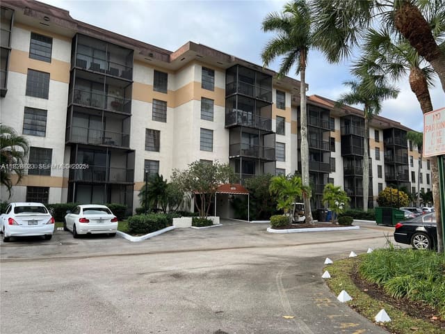 5570 NW 44th Street 509A, sold in Inverwood Condo, Lauderhill, FL