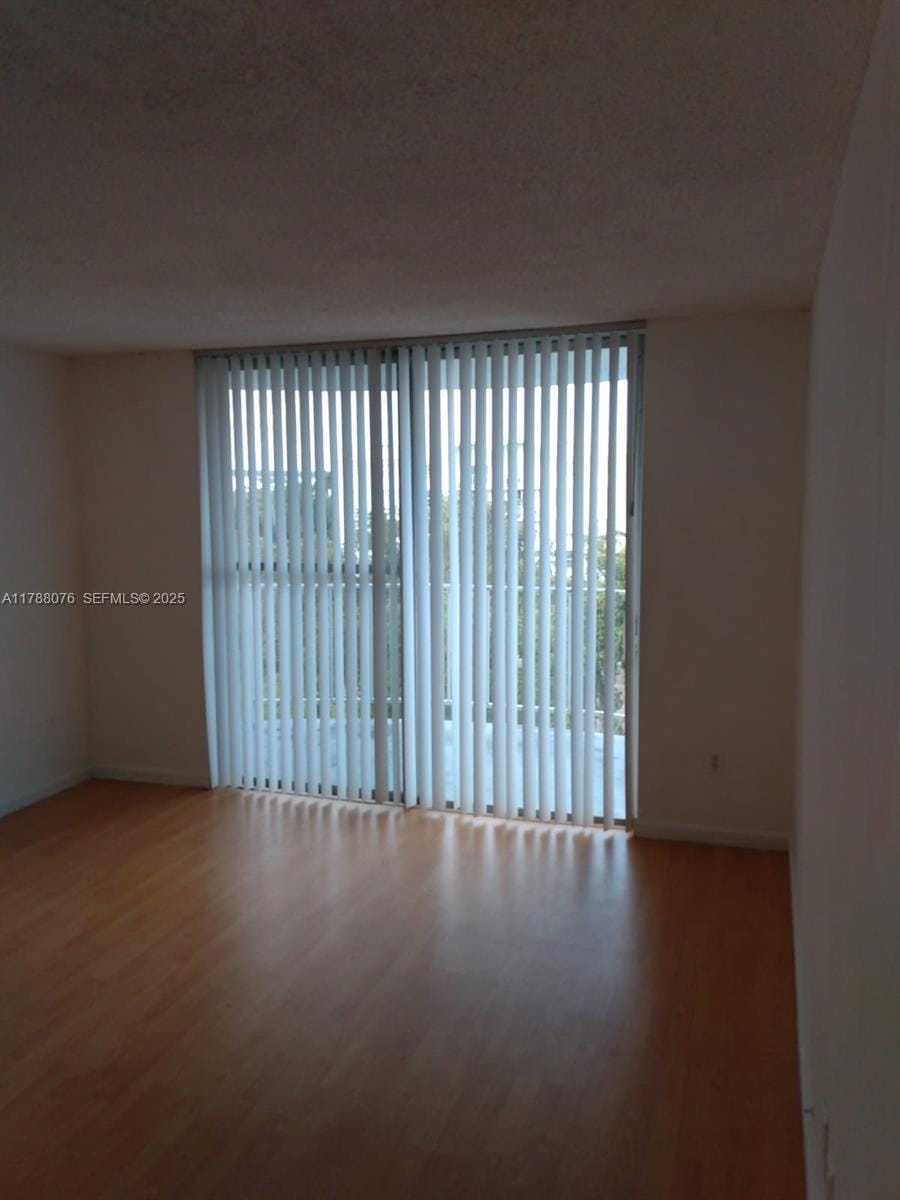 494 NW 165th St Road C-102 — photo 3