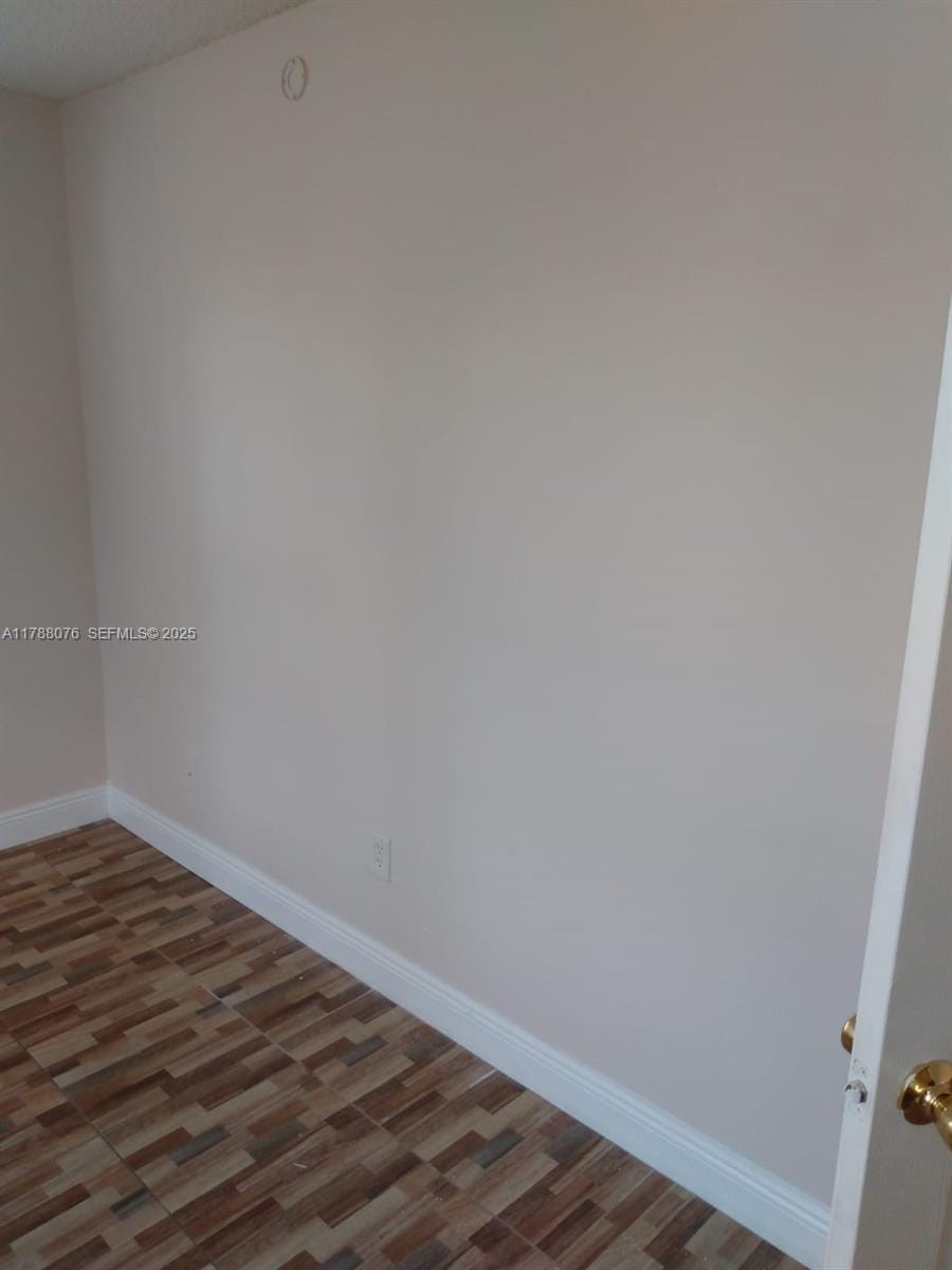 494 NW 165th St Road C-102 — photo 7
