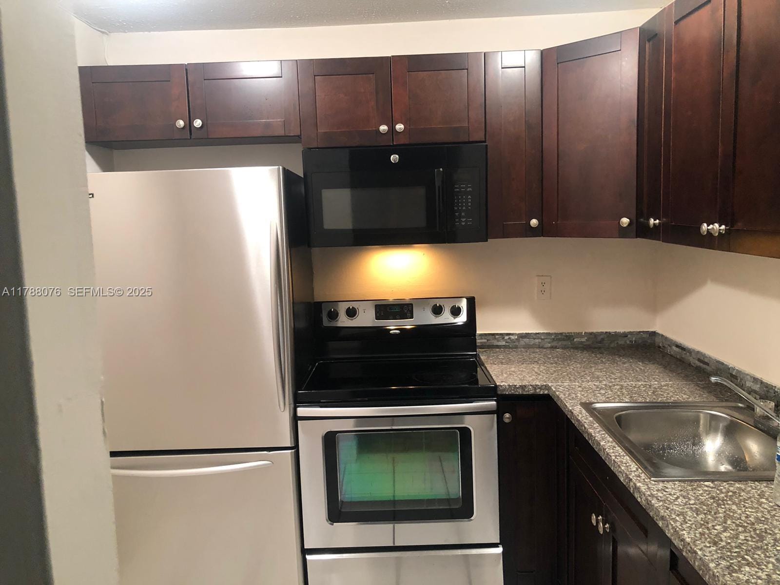 494 NW 165th St Road C-102 — photo 10