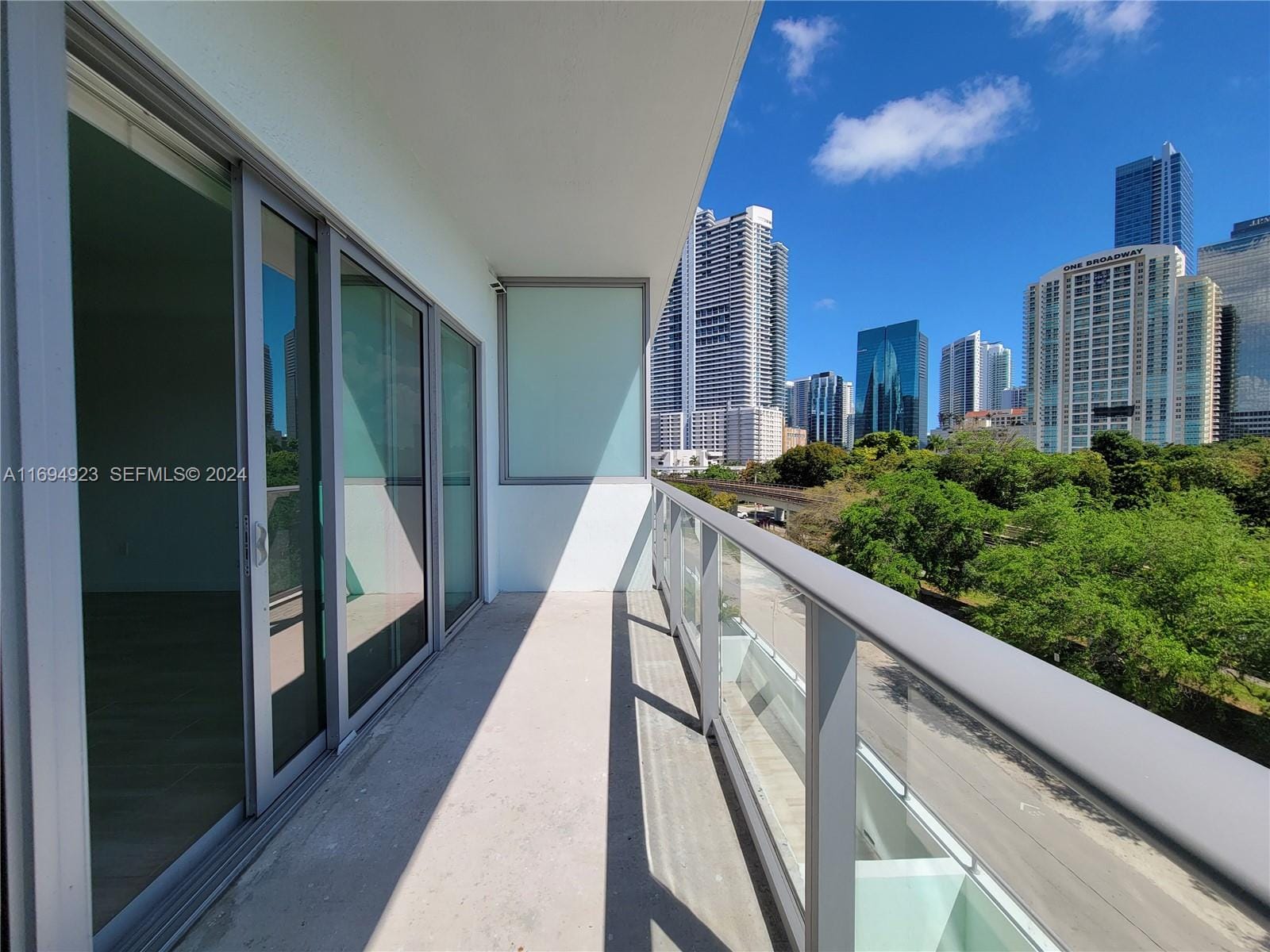 1600 SW 1 Avenue 411 — photo 11