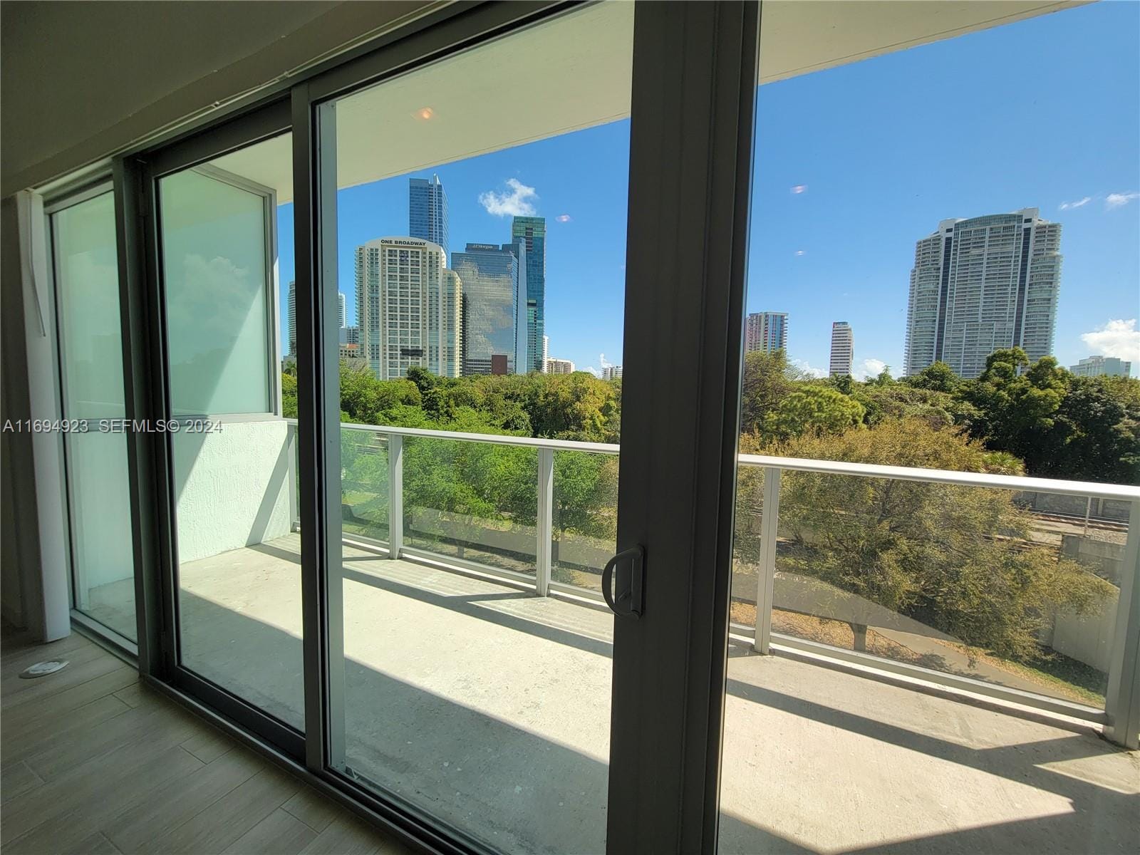 1600 SW 1 Avenue 411 — photo 10