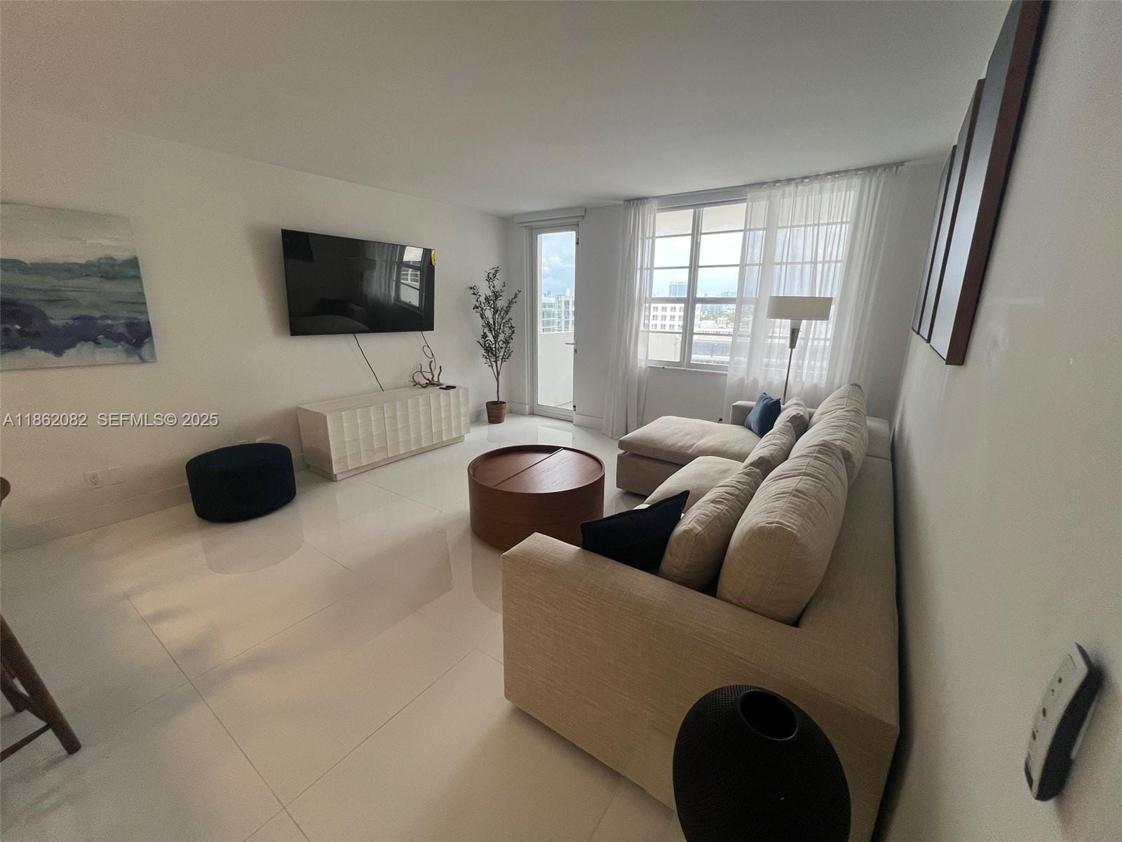 100 Lincoln Road 1022 — photo 8