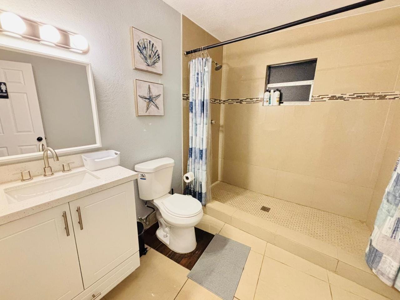 2010 NE 1st Avenue, Pompano Beach, FL 33060 photo 13