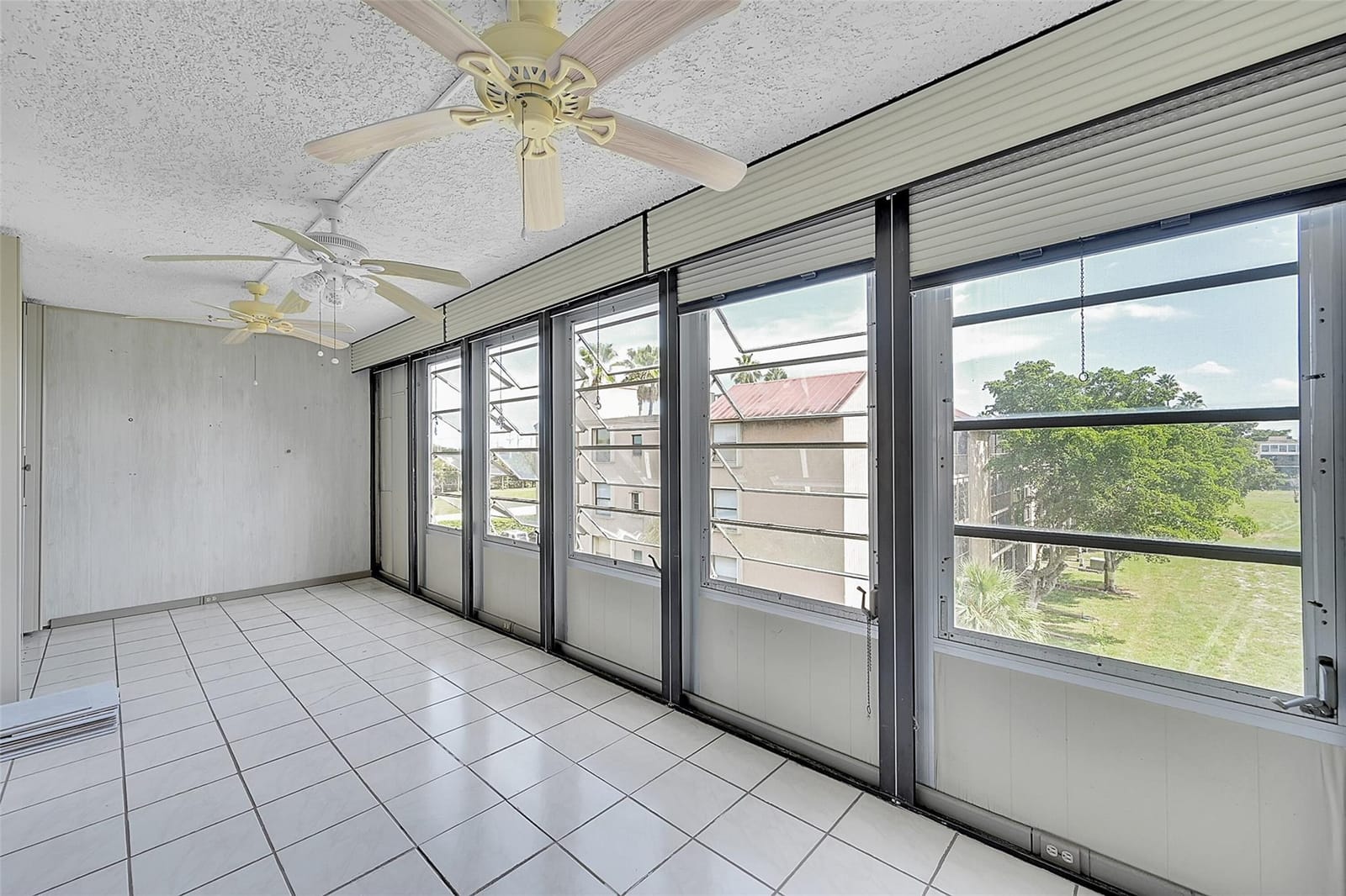 7210 Lake Circle Drive 401, Margate, FL 33063 photo 23