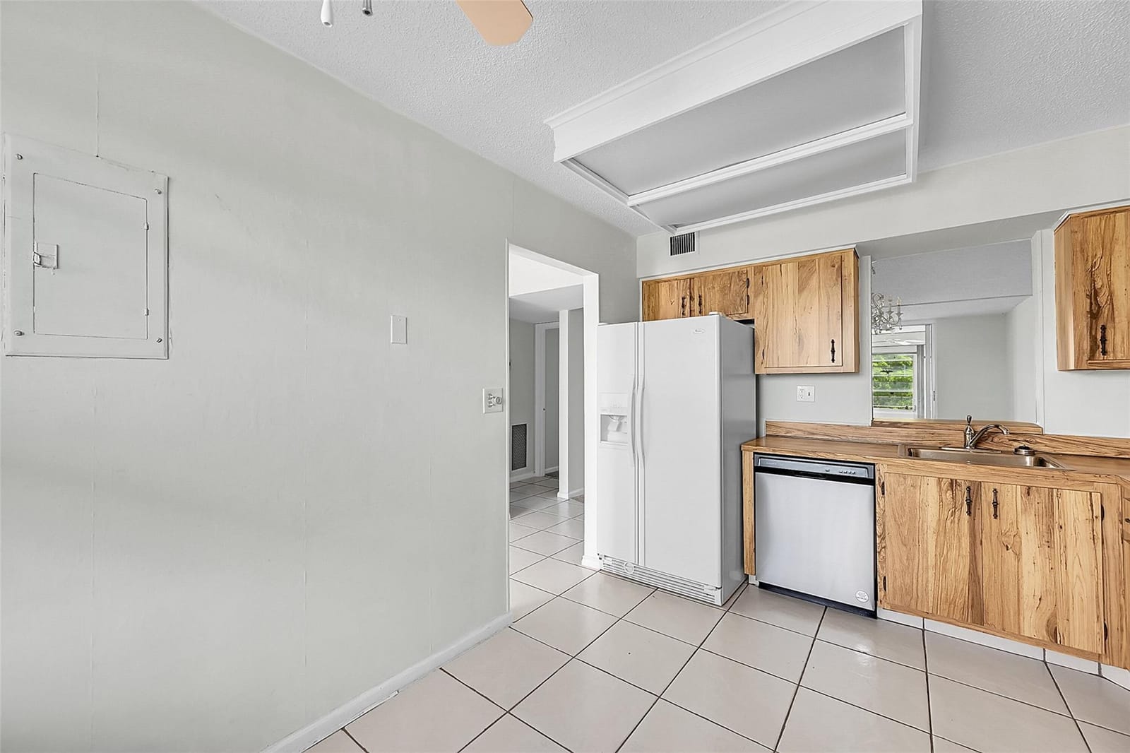 7210 Lake Circle Drive 401, Margate, FL 33063 photo 9