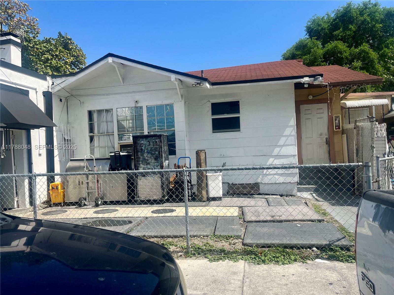 1574 SW 1st Street — photo 3