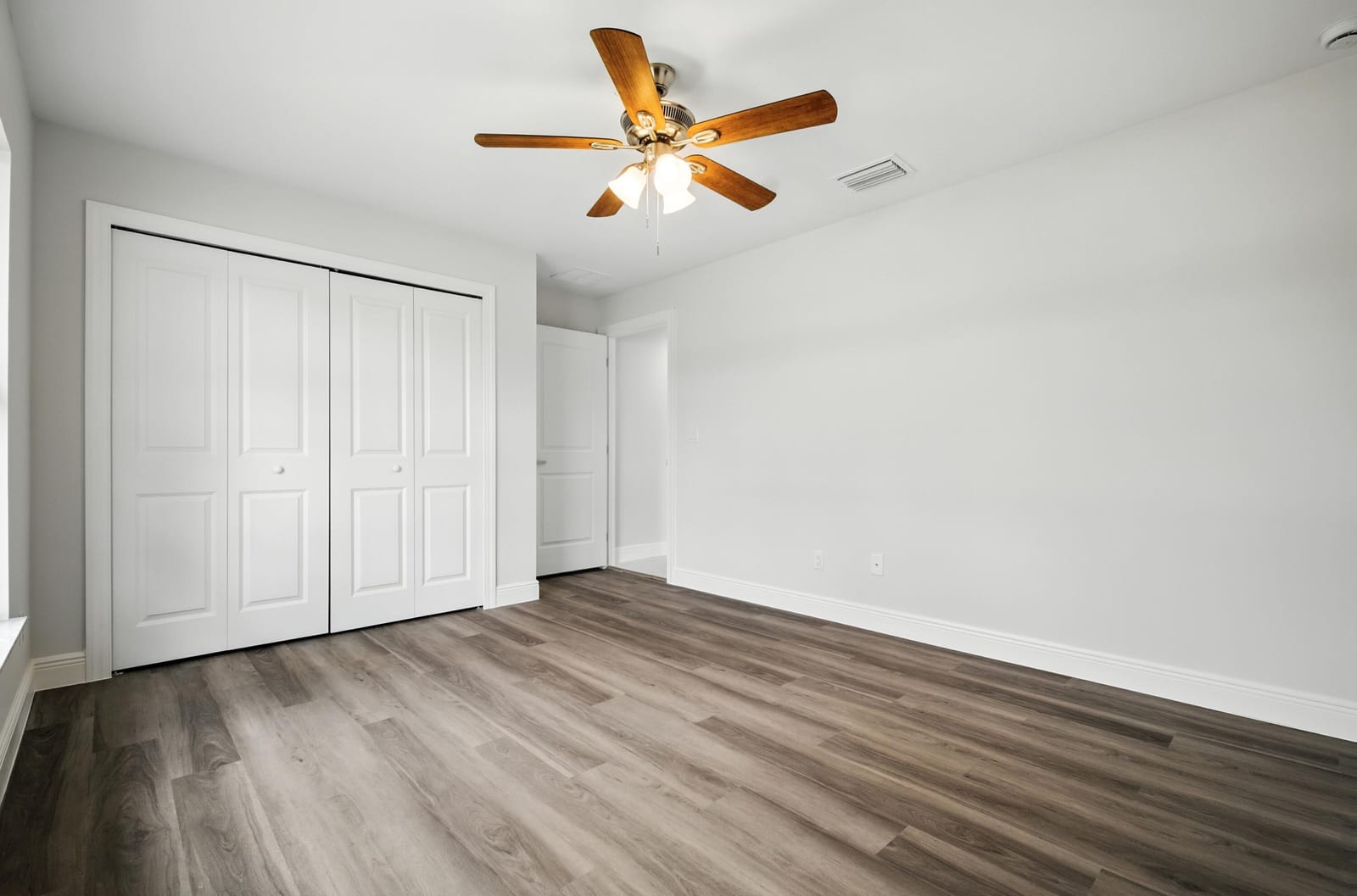 2624 Newport Drive, Fort Pierce, FL 34982 photo 13