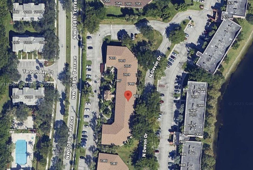 7425 N Devon Drive 107, Tamarac, FL 33321