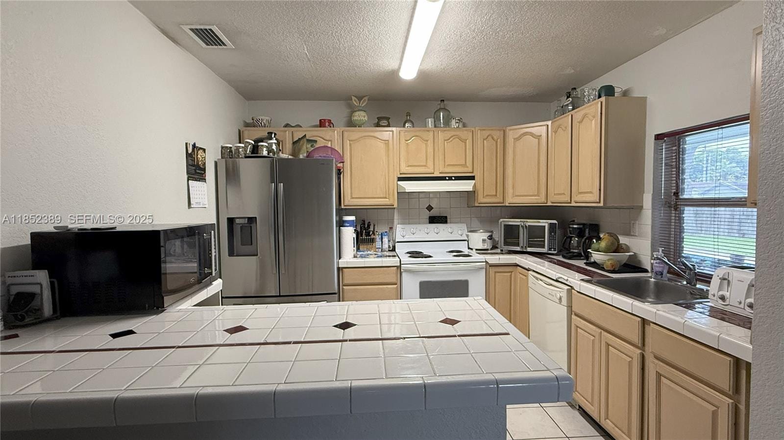 15900 SW 103rd Place, Miami, FL 33157 photo 5
