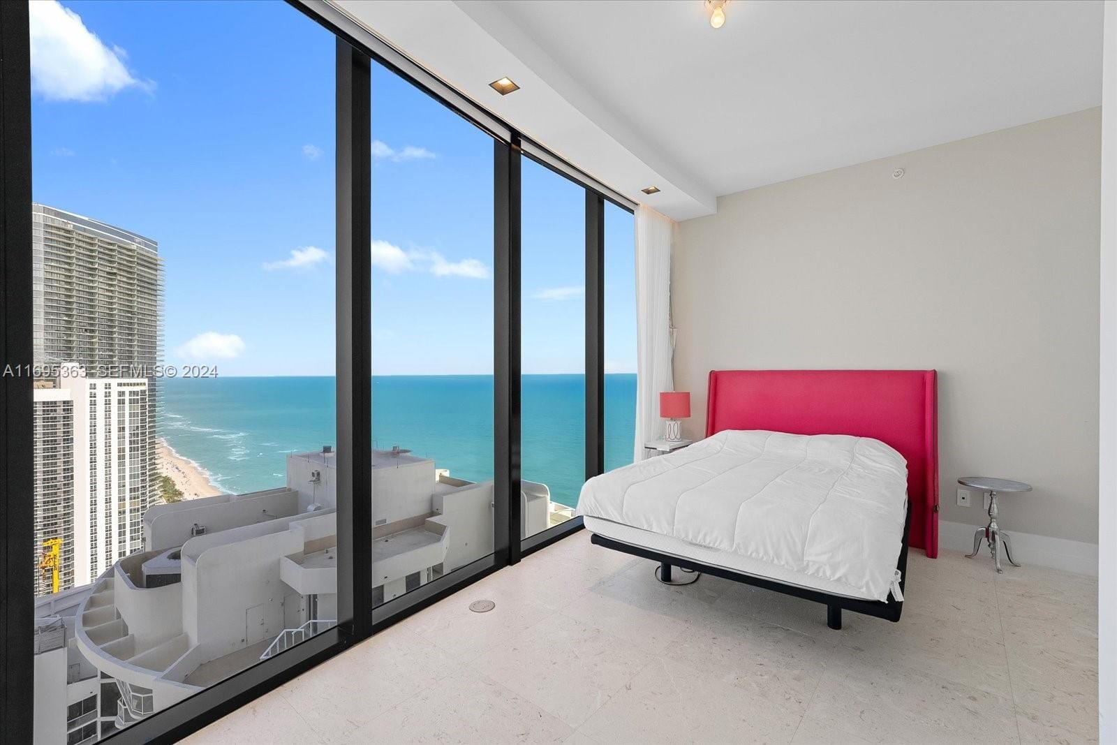 18555 Collins Avenue 3405, Sunny Isles Beach, FL 33160 photo 18
