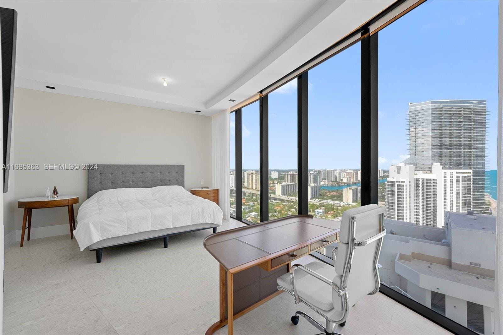 18555 Collins Avenue 3405, Sunny Isles Beach, FL 33160 photo 22