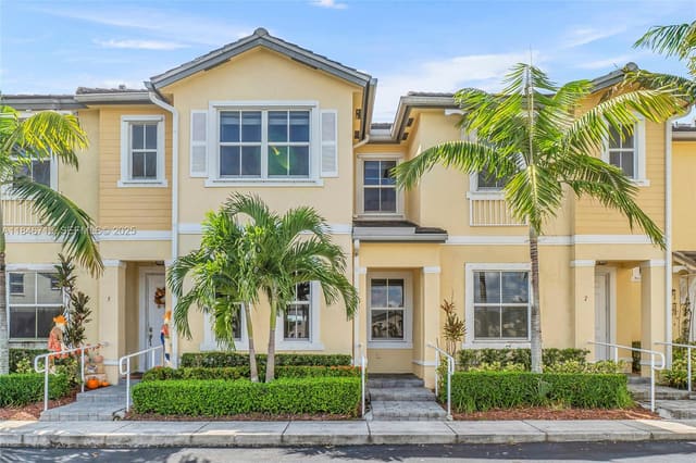 134 SE 28th Terrace 6, sold in Fiji Condo No 3, Homestead, FL