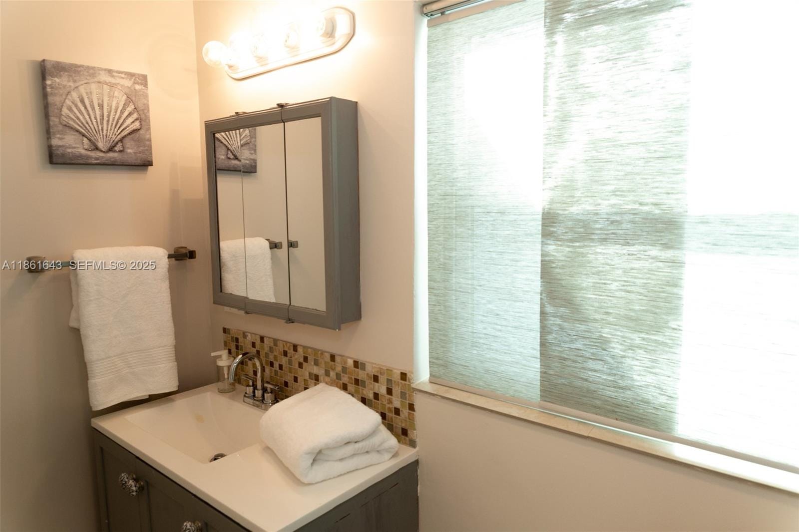 121 NE 1st Court, Dania Beach, FL 33004 photo 15