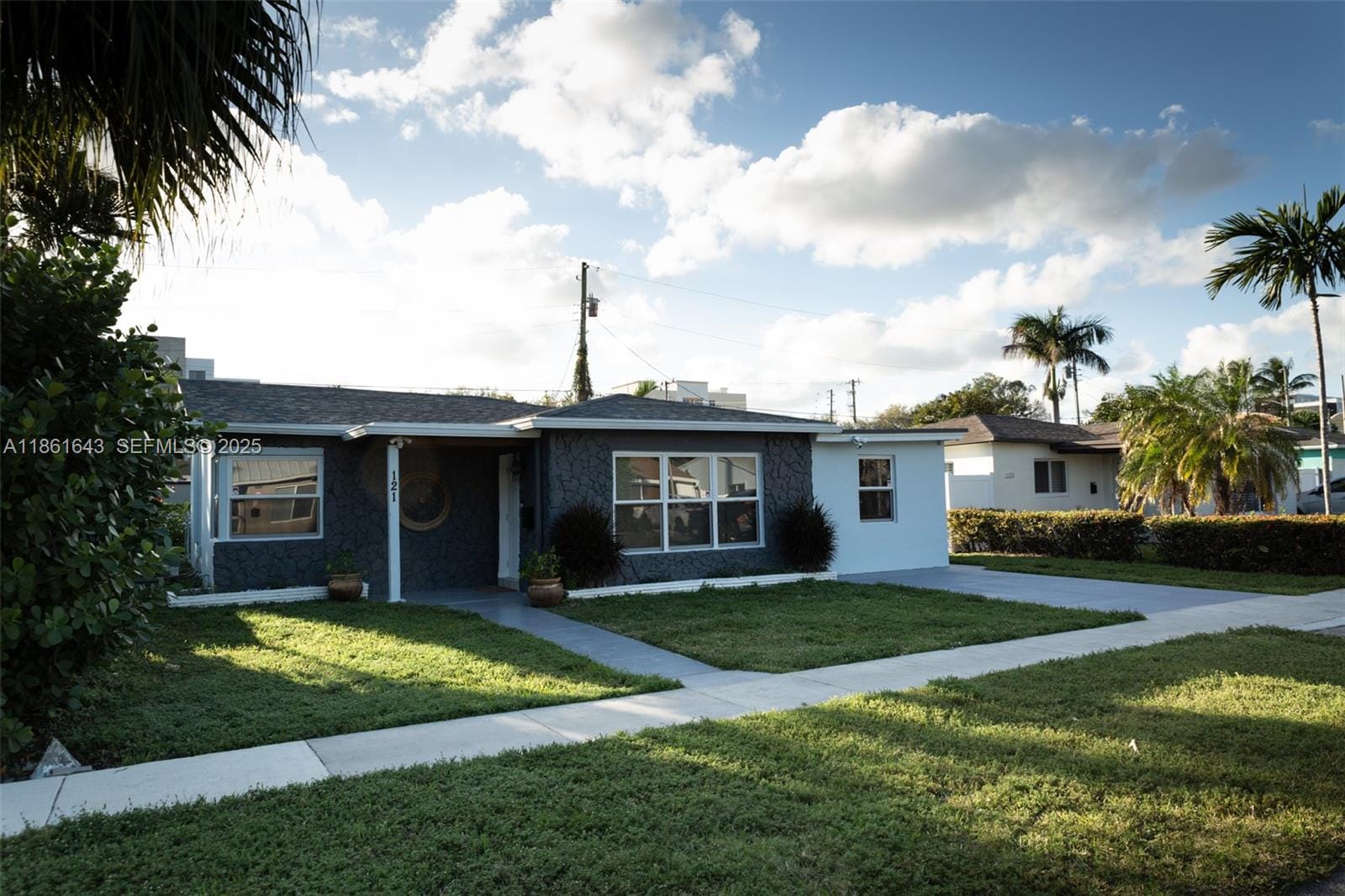 121 NE 1st Court, Dania Beach, FL 33004 photo 21