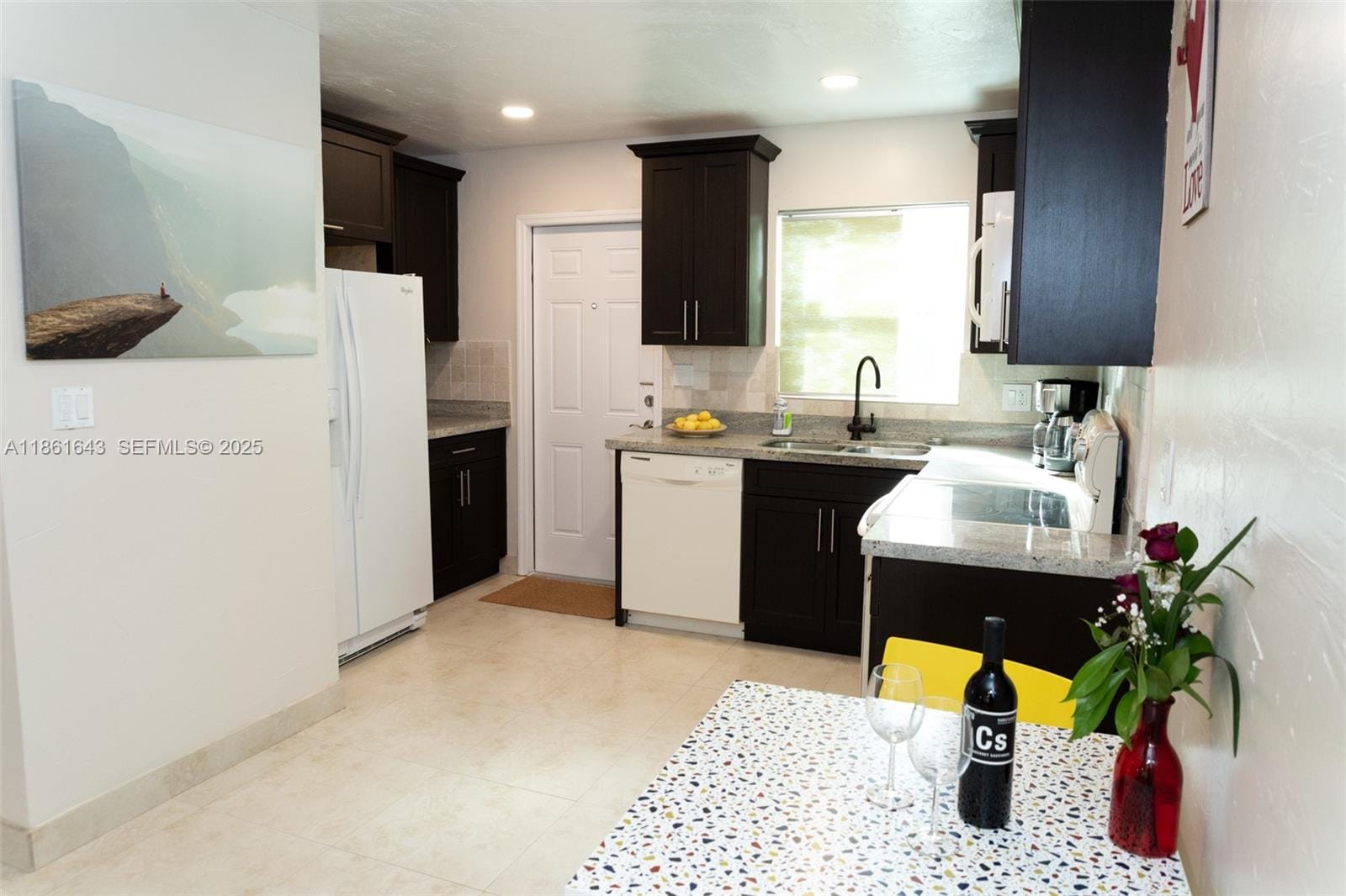 121 NE 1st Court — photo 9