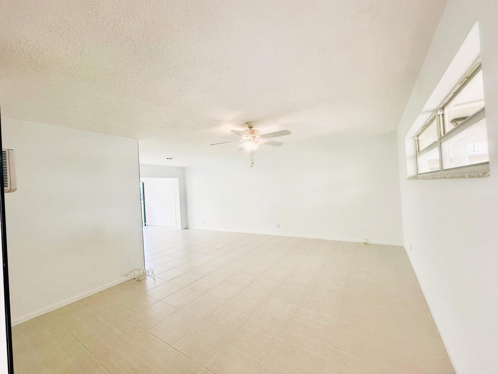 3 Colonial Club Drive 102, Boynton Beach, FL 33435 photo 9