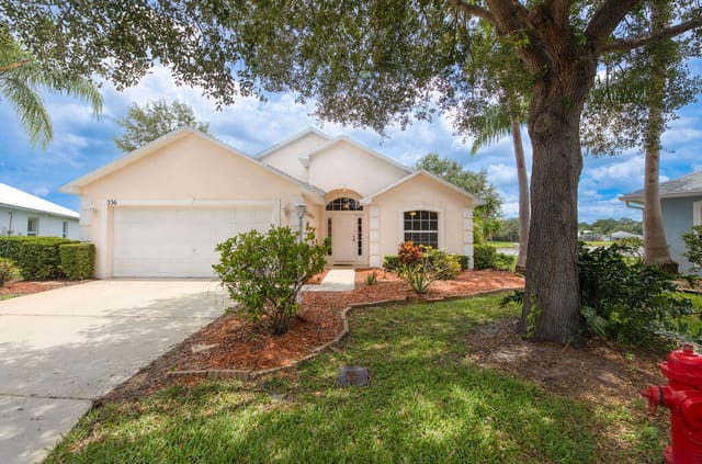 536 SW Cyrilla Trail, Port St. Lucie, FL 34953