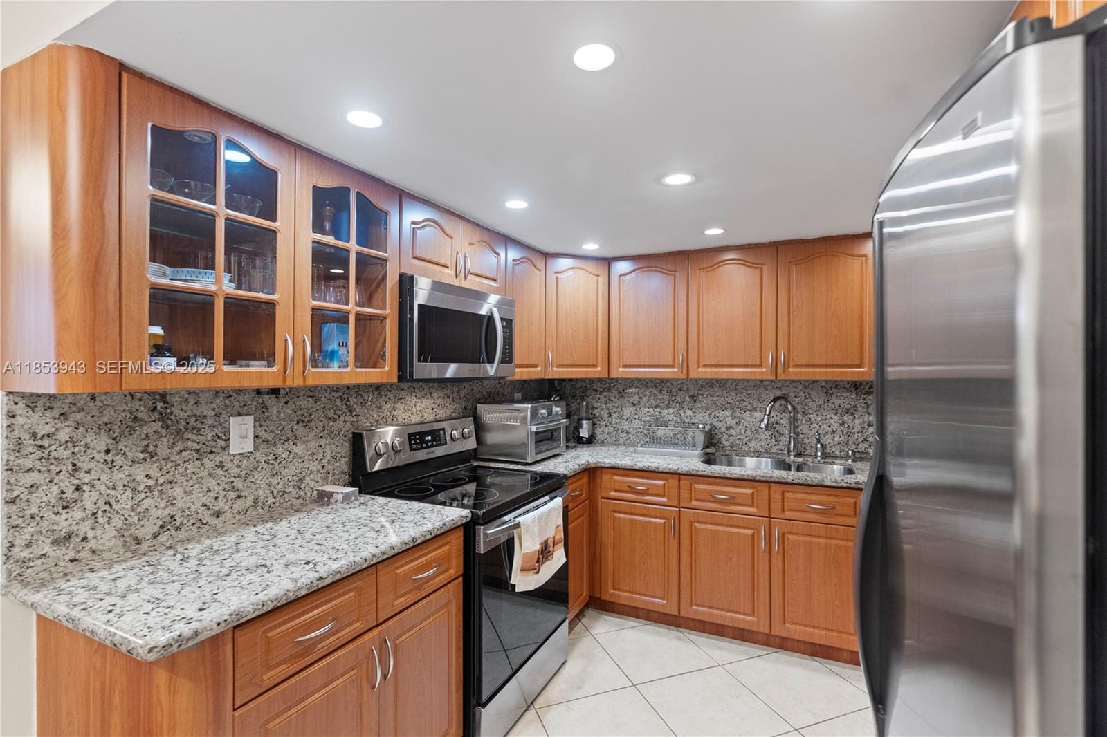 13953 Kendale Cr Lakes 305B, Miami, FL 33183 photo 17