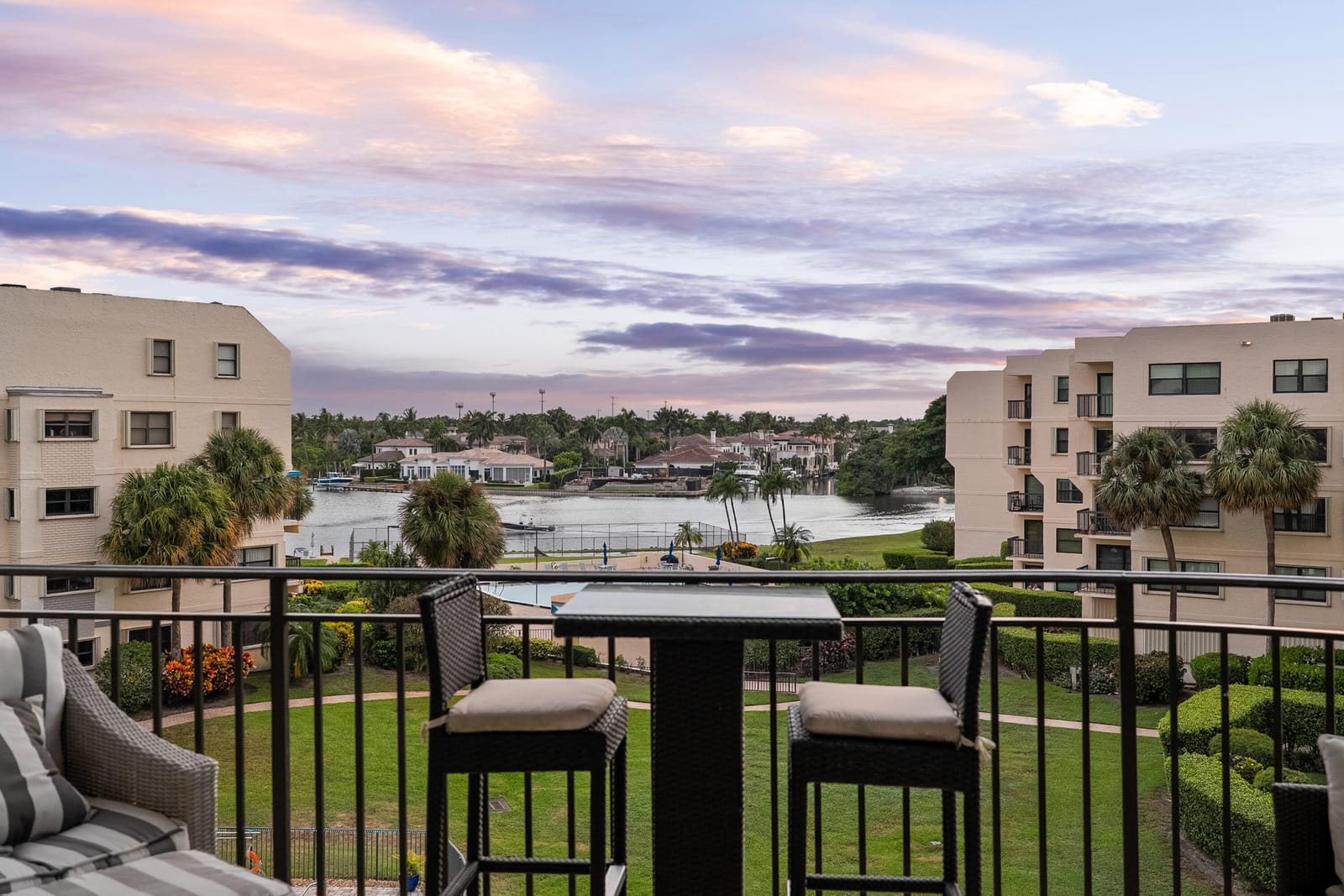 370 Golfview Road 403, North Palm Beach, FL 33408 photo 1