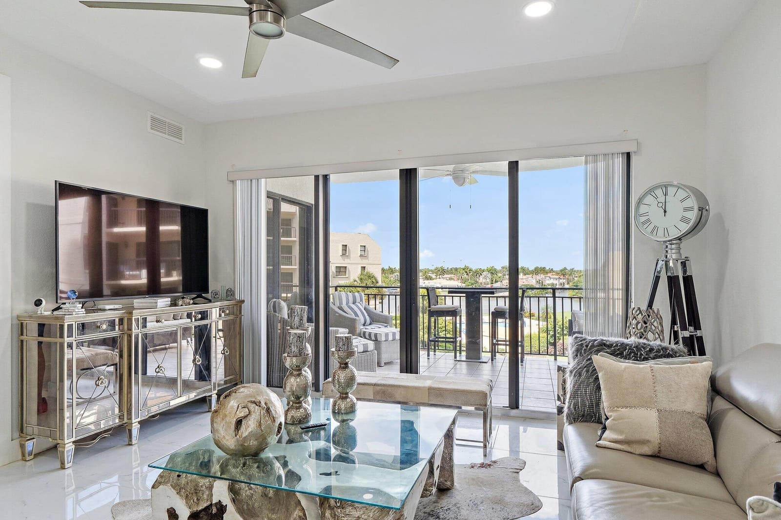 370 Golfview Road 403, North Palm Beach, FL 33408 photo 11