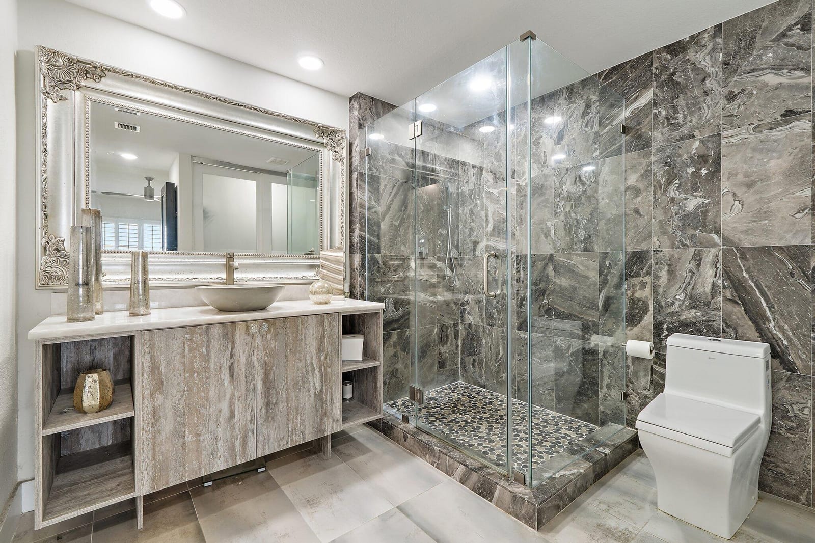 370 Golfview Road 403, North Palm Beach, FL 33408 photo 16