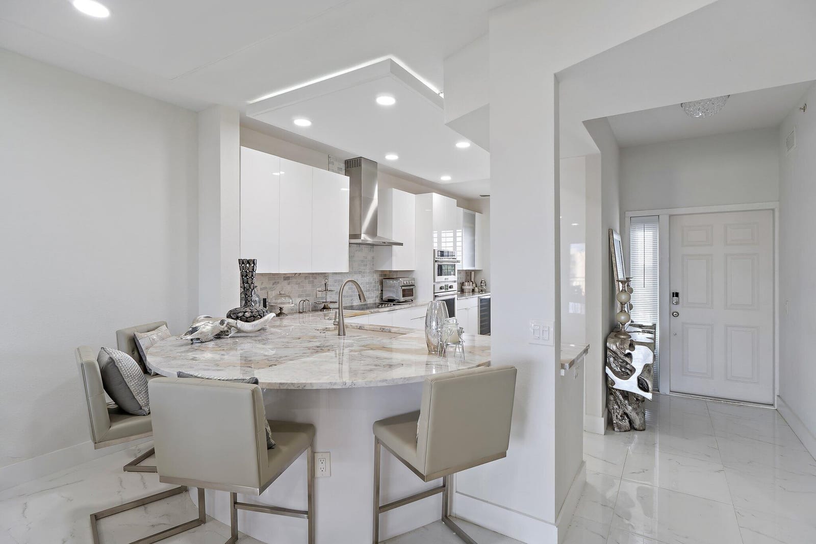 370 Golfview Road 403, North Palm Beach, FL 33408 photo 7
