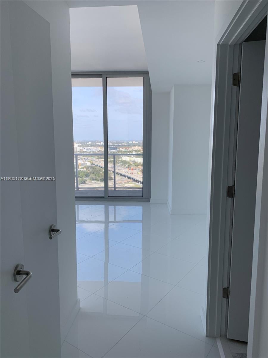 851 NE 1st Avenue 3002 — photo 12