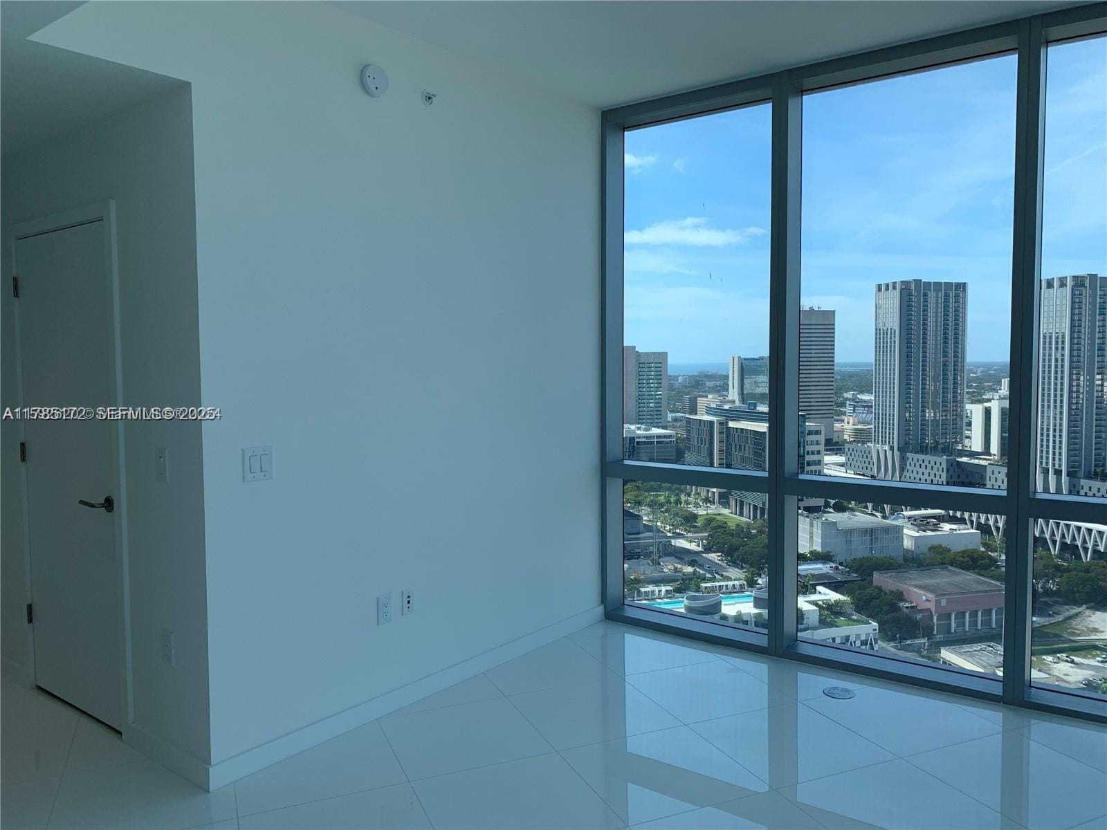 851 NE 1st Avenue 3002, Miami, FL 33132 photo 15