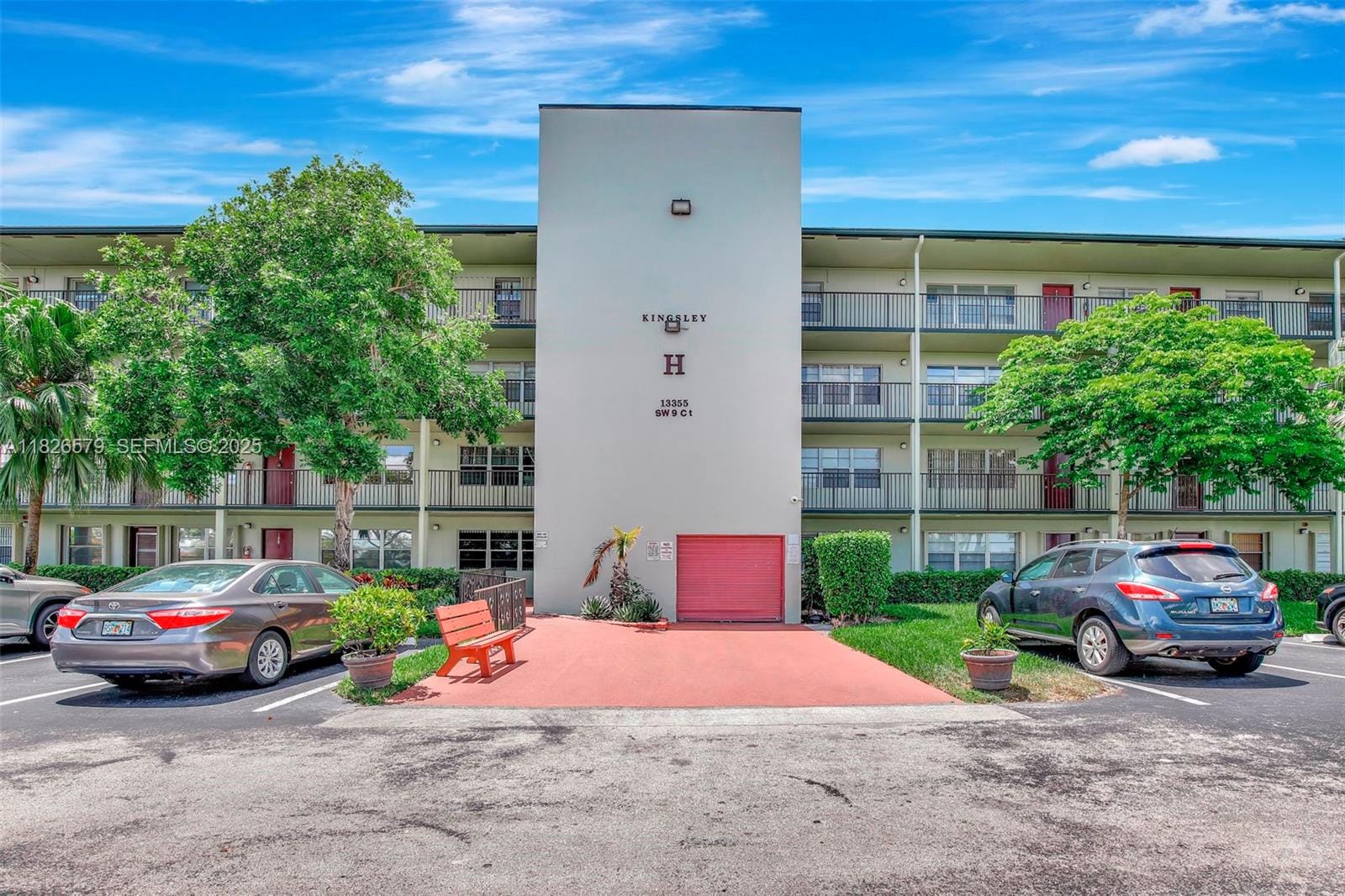 13355 SW 9th Court 413H, Pembroke Pines, FL 33027 photo 2
