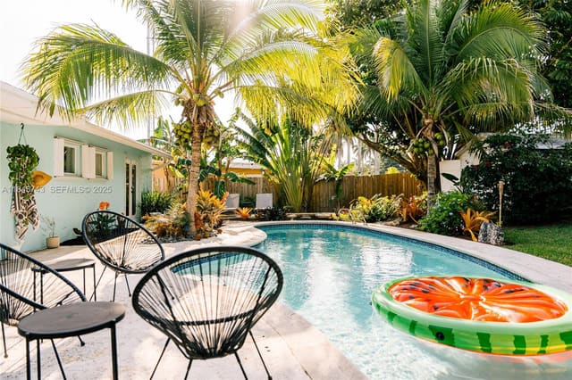 9300 SW 183rd Terrace, sold in Bel Aire Sec 16, Palmetto Bay, FL