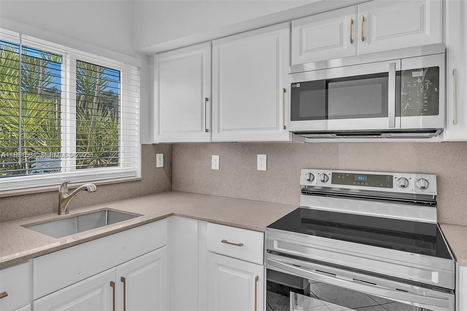 224 NW 85th St Road 224, Miami, FL 33150 photo 1