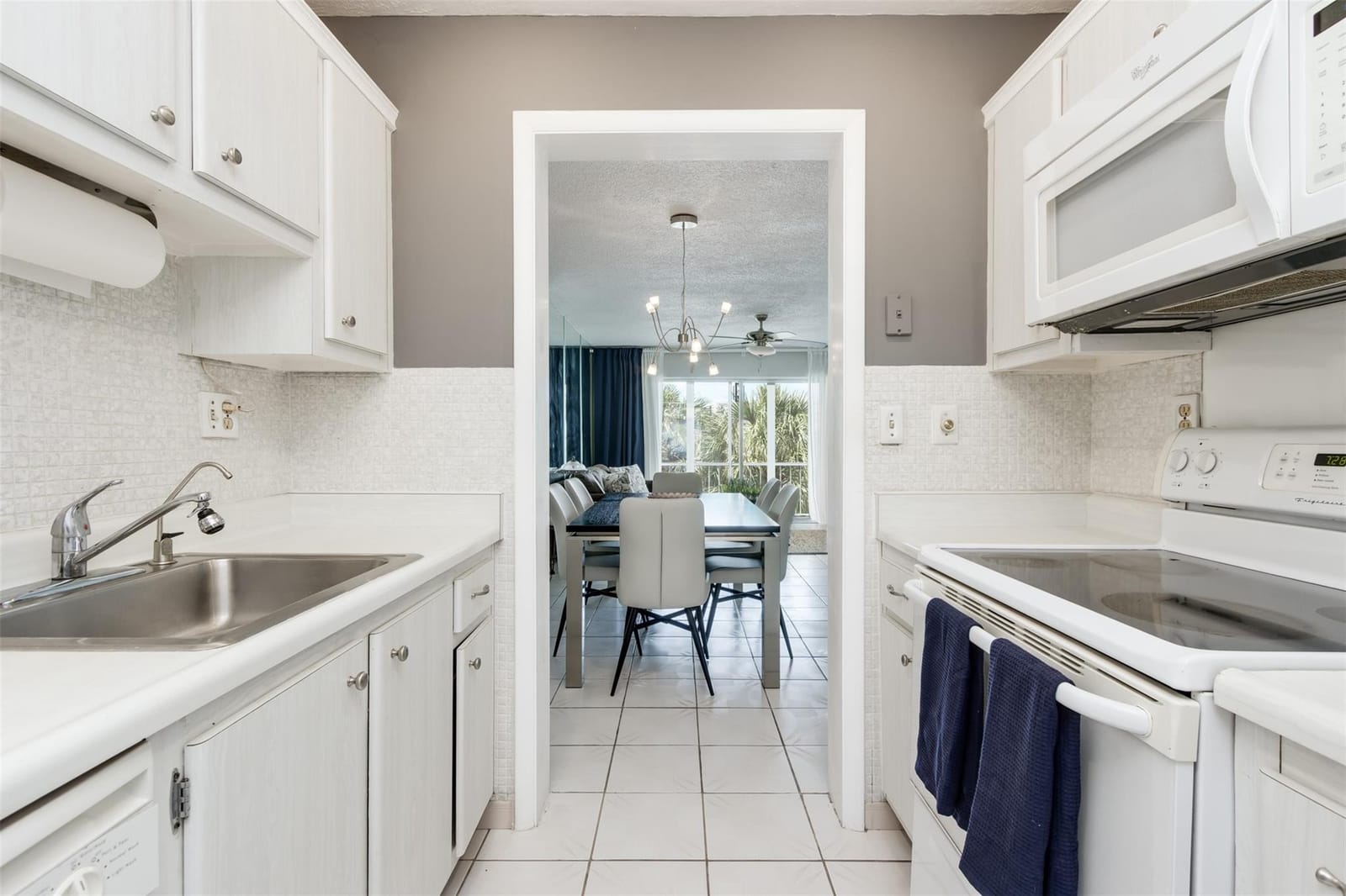 2200 Diana Drive 312, Hallandale Beach, FL 33009 photo 25