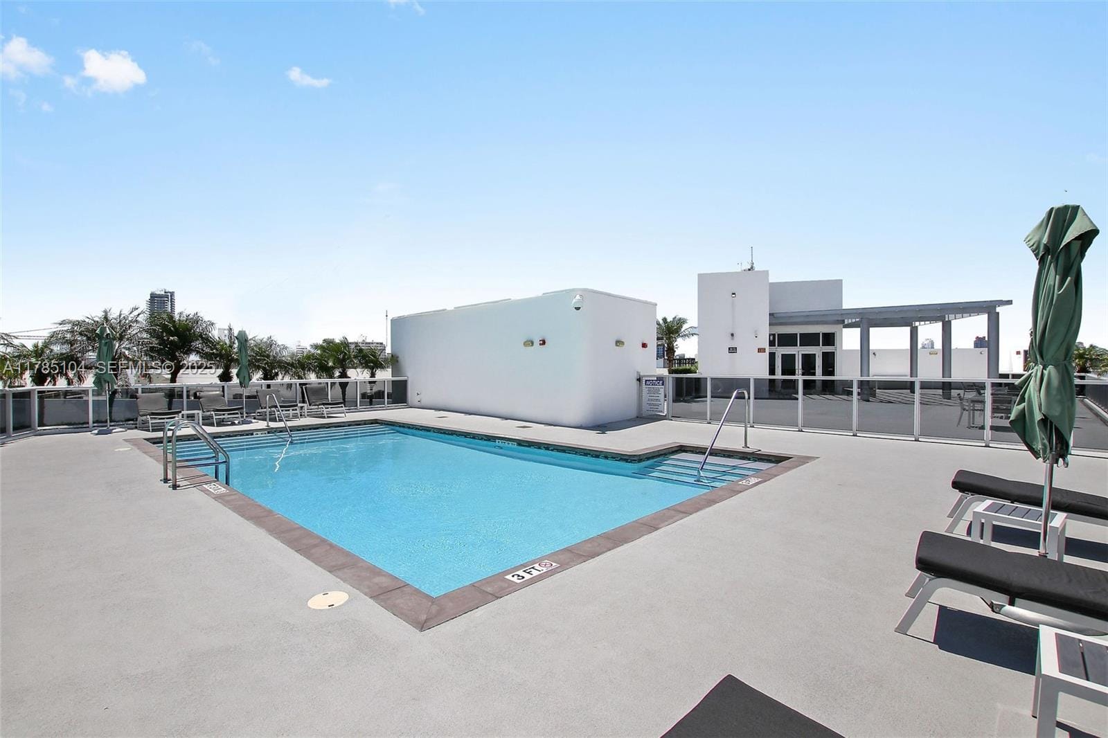 2001 Meridian Avenue 412, Miami Beach, FL 33139 photo 13