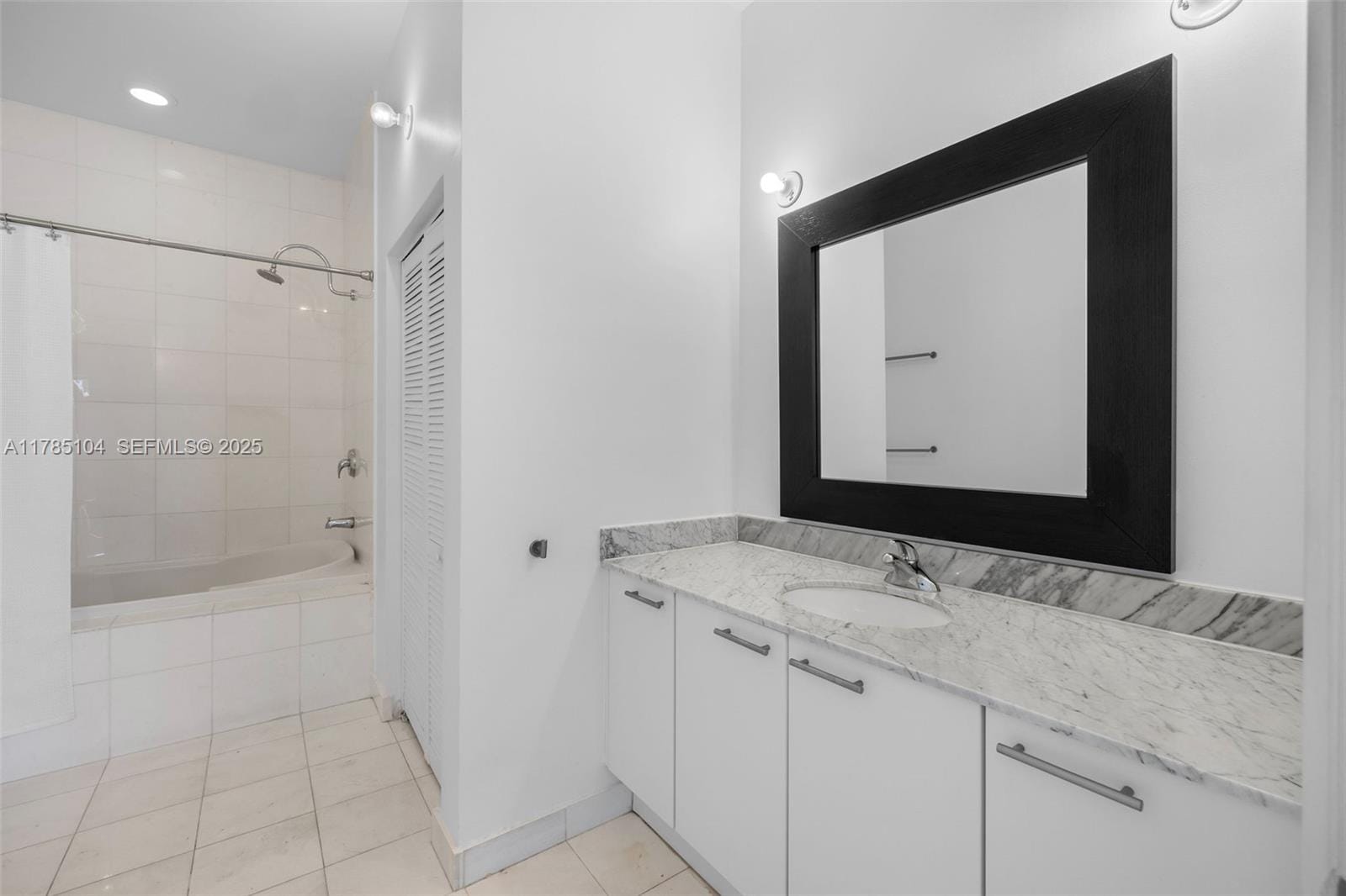 2001 Meridian Avenue 412 — photo 5