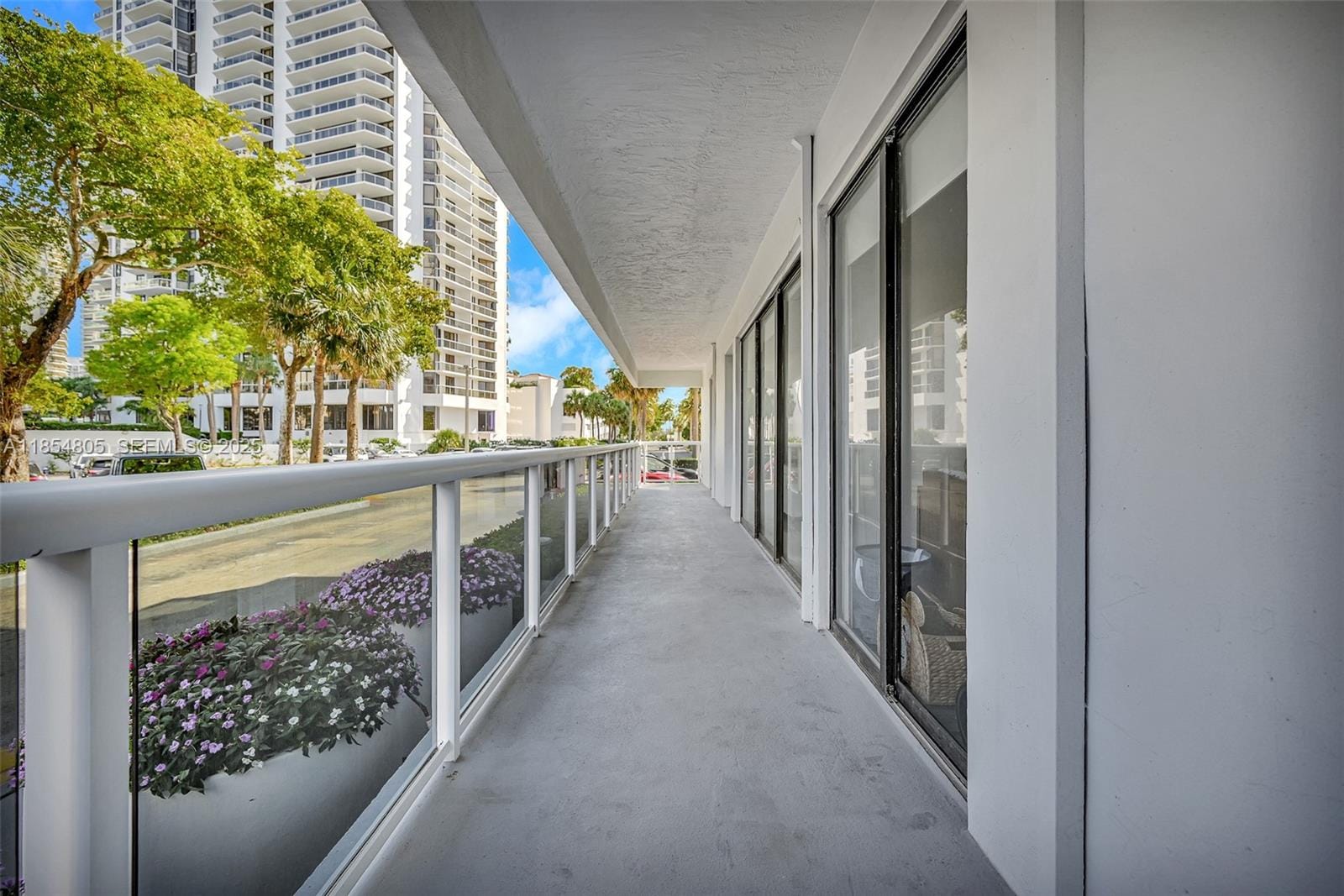 20505 E Country Club Drive 137, Aventura, FL 33180 photo 16
