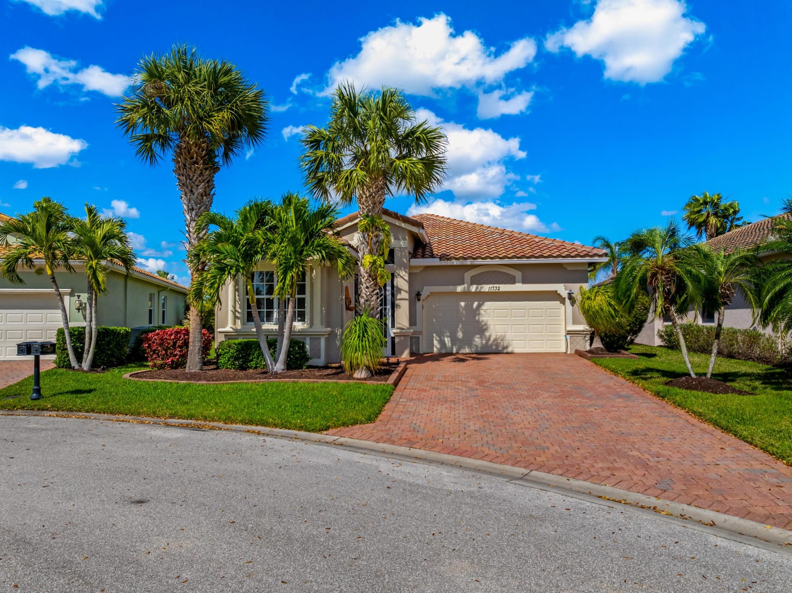 11732 SW Mountain Ash Circle Circle, Port St. Lucie, FL 34987