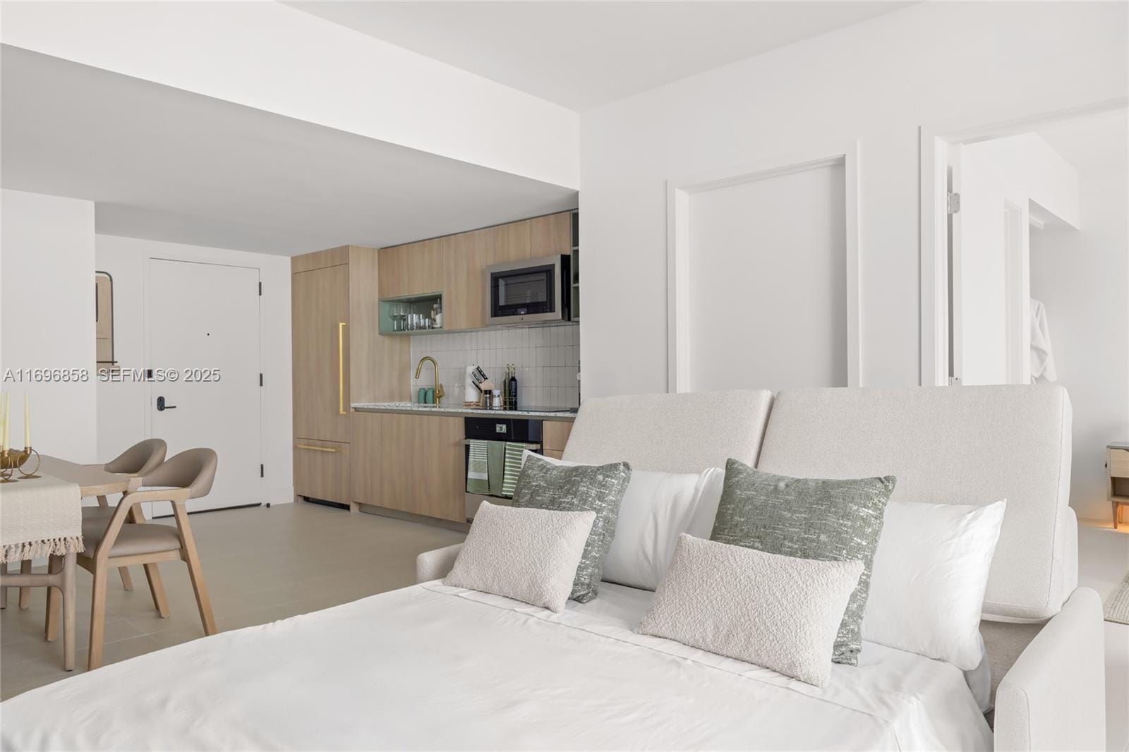 159 NE 6th Street 4513, Miami, FL 33132 photo 17