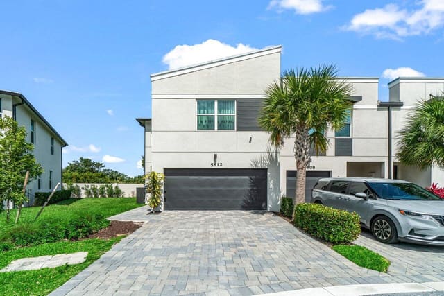 5612 Mentmore Drive, West Palm Beach, FL 33407