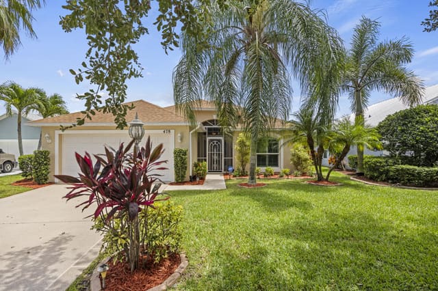478 SW Sundance Trail, Port St. Lucie, FL 34953