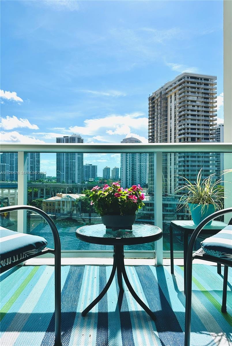 19390 Collins Avenue 911, Sunny Isles Beach, FL 33160 photo 13