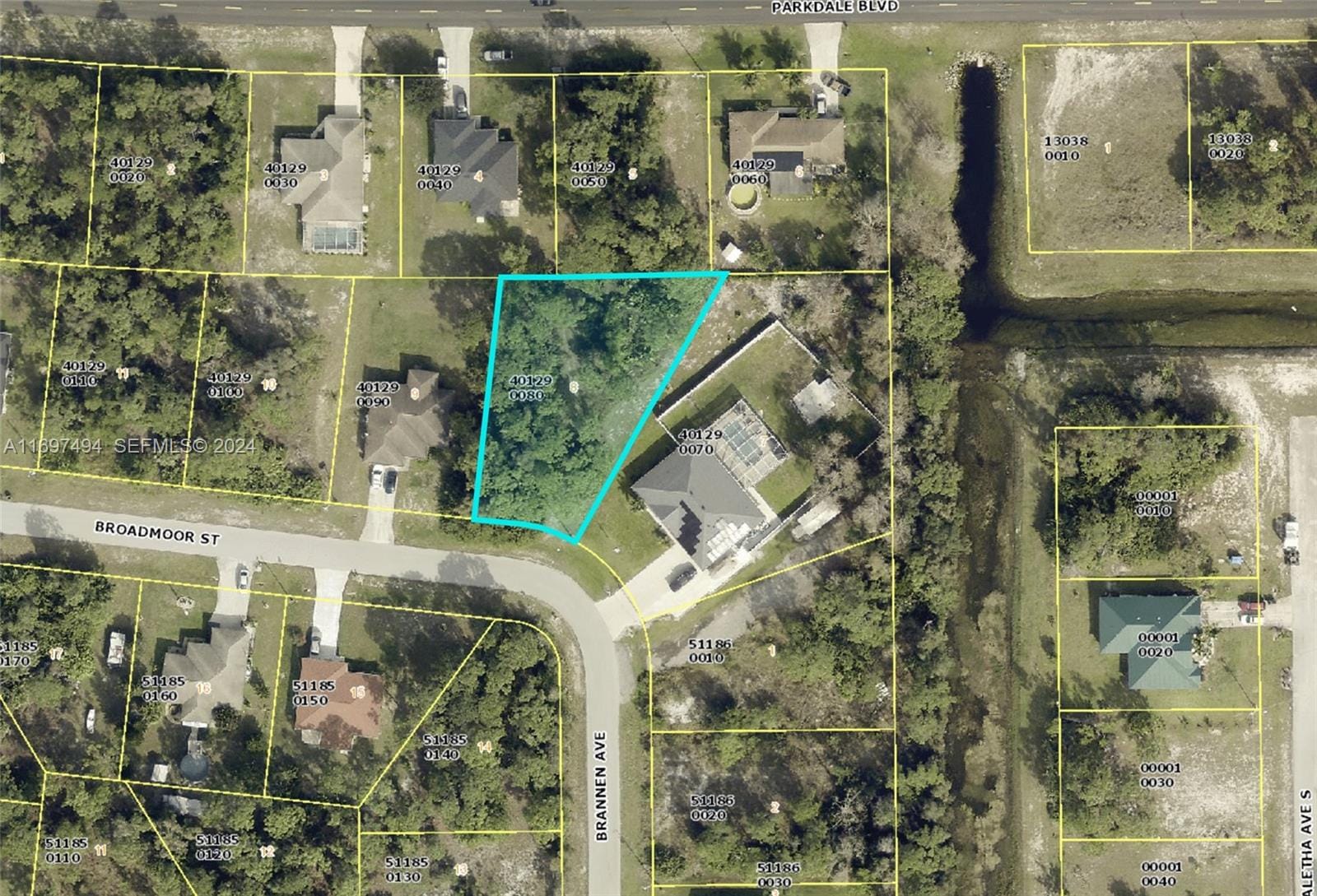 439 Broadmoor Street, Lehigh Acres, FL 33974 photo 2