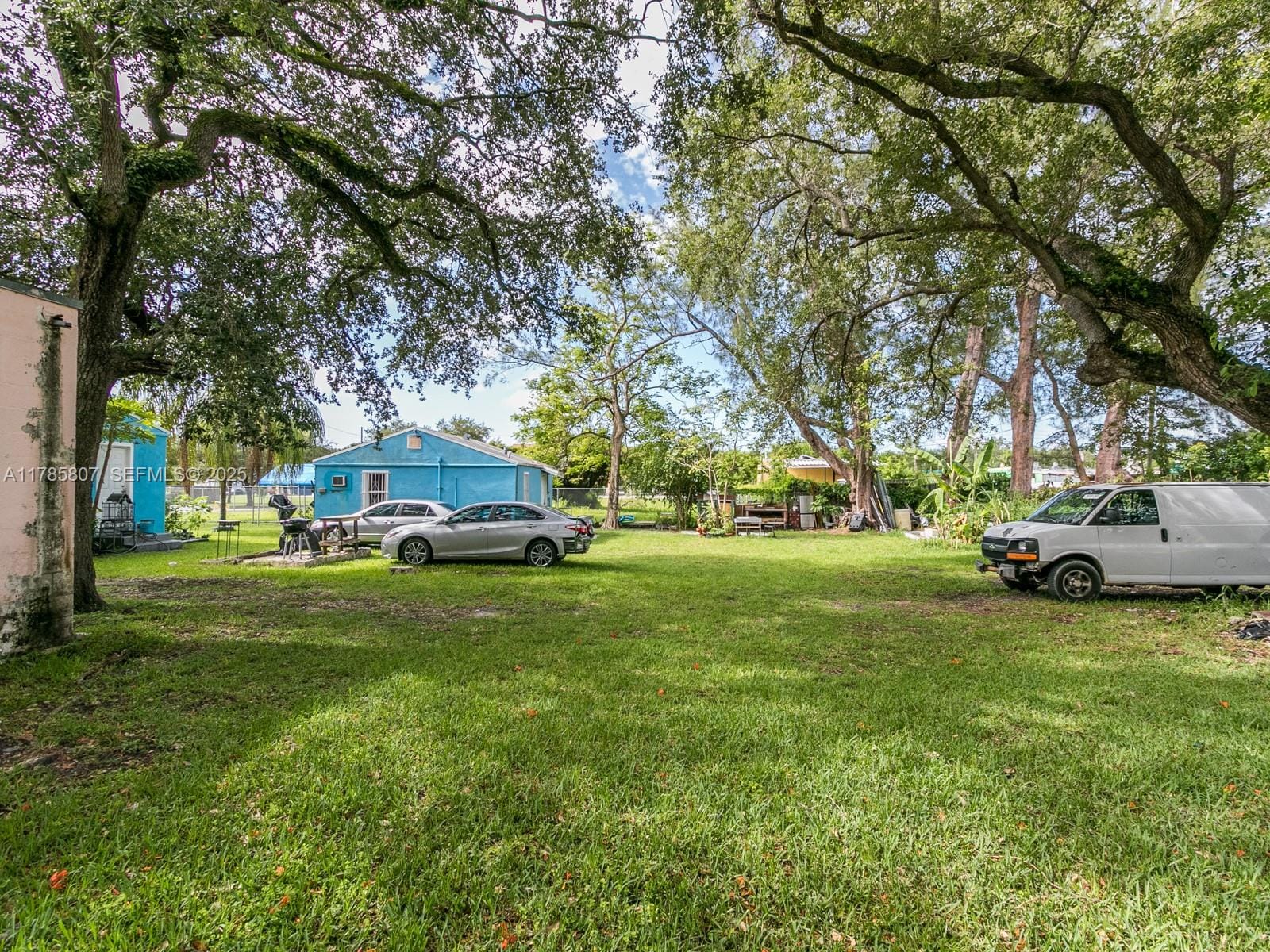 7946 NW 12th Place, Miami, FL 33147 photo 3