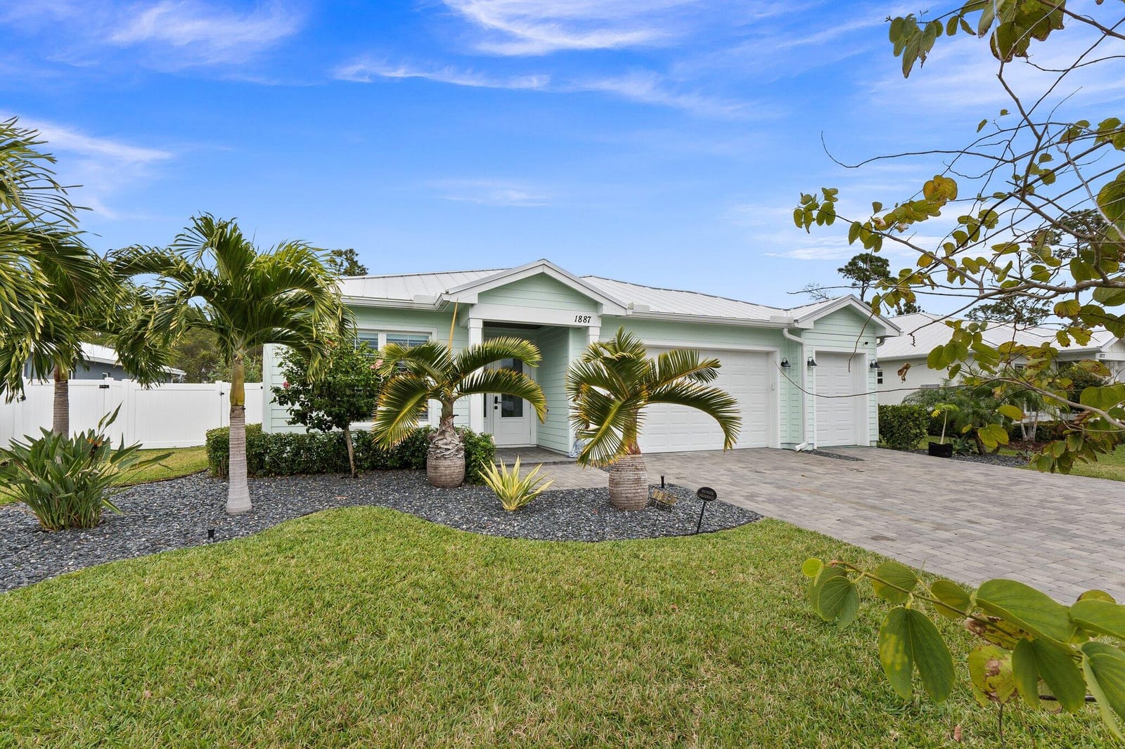 1887 SW Pinewood Way, Palm City, FL 34990 photo 2