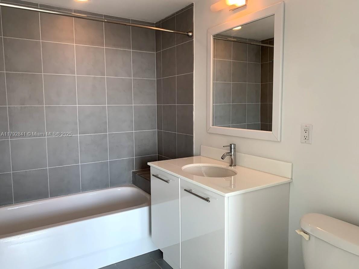 92 SW 3rd Street 3903, Miami, FL 33130 photo 14