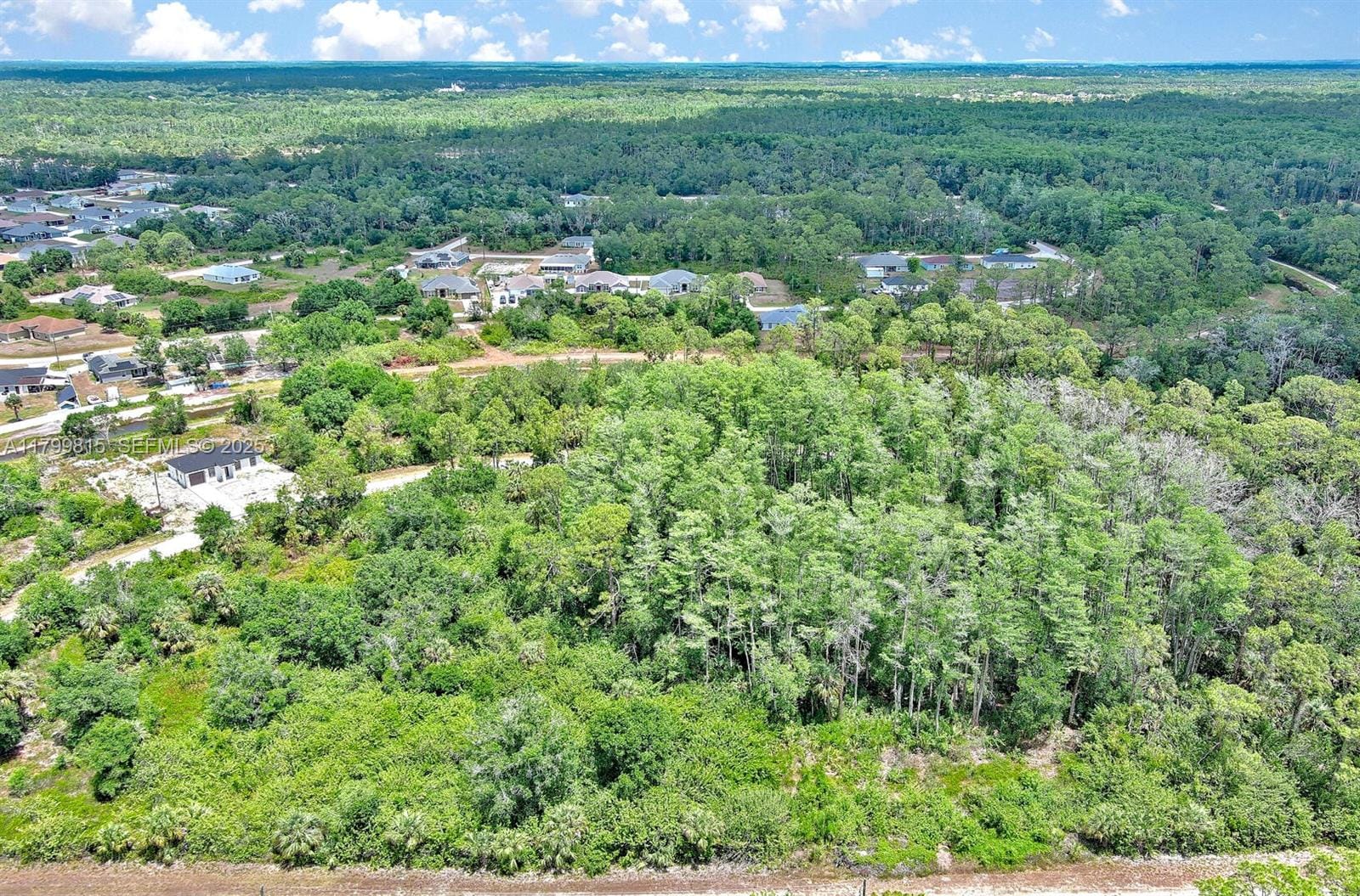 520 Woodman Drive — photo 10