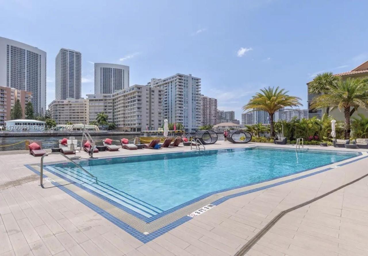 2602 E Hallandale Beach Boulevard R508, Hallandale Beach, FL 33009 photo 22