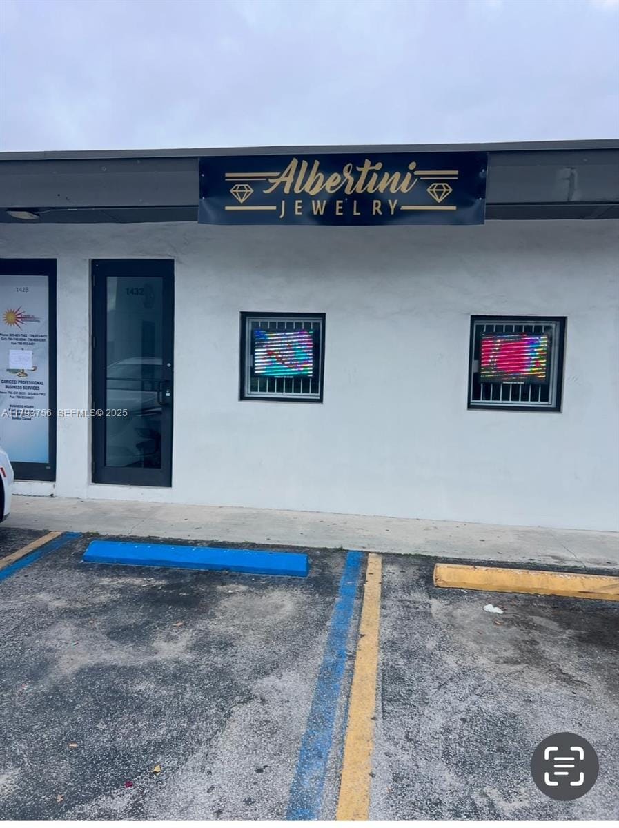 4 E Th Avenue, Hialeah, FL 33010