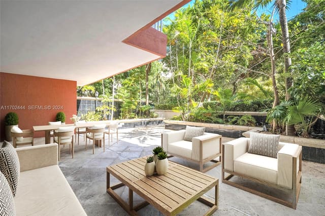 785 Crandon Boulevard 205/305, sold in Club Tower Two Condo, Key Biscayne, FL