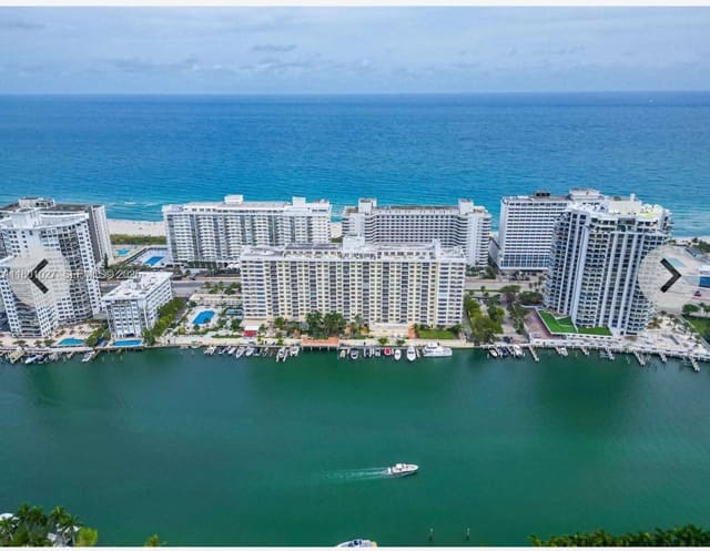5600 Collins Avenue 14K, Miami Beach, FL 33140